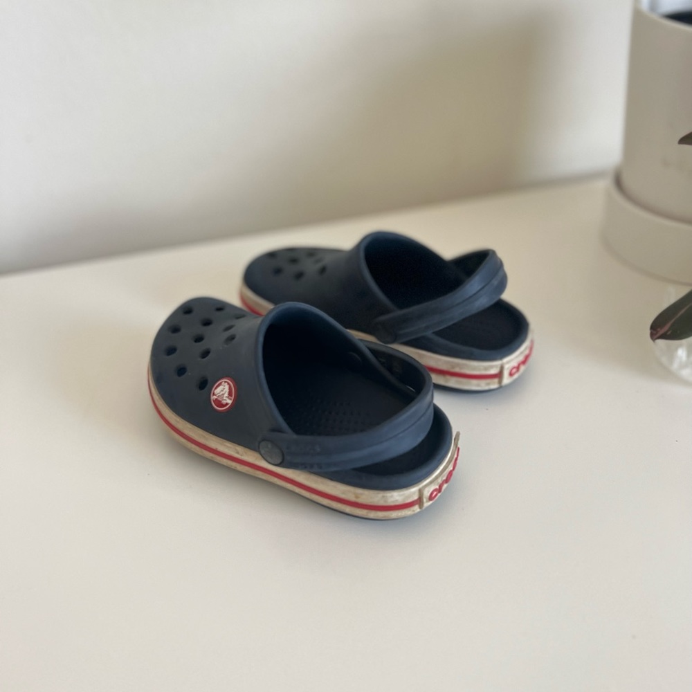 Crocs - Picture 3 of 3